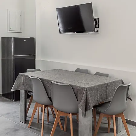 Delia Service Holiday home