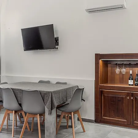 Delia Service * 퓨메프레도 디 시실리아