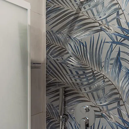 Delia Service 펜션 *